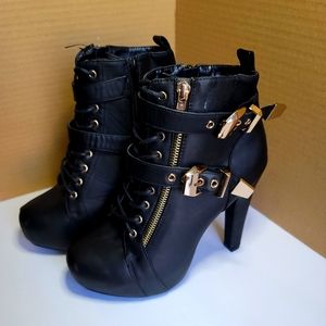 Charlotte Russe,  size 8, Black Booty